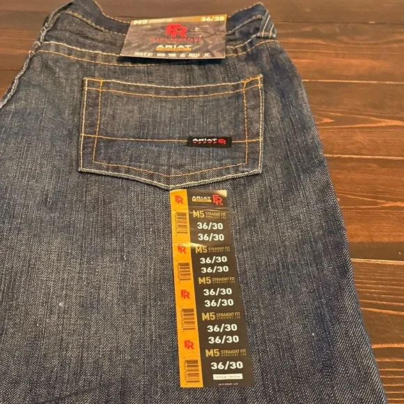 Ariat Men's FLAME RESISTANT work jeans - Picture 2 of 4